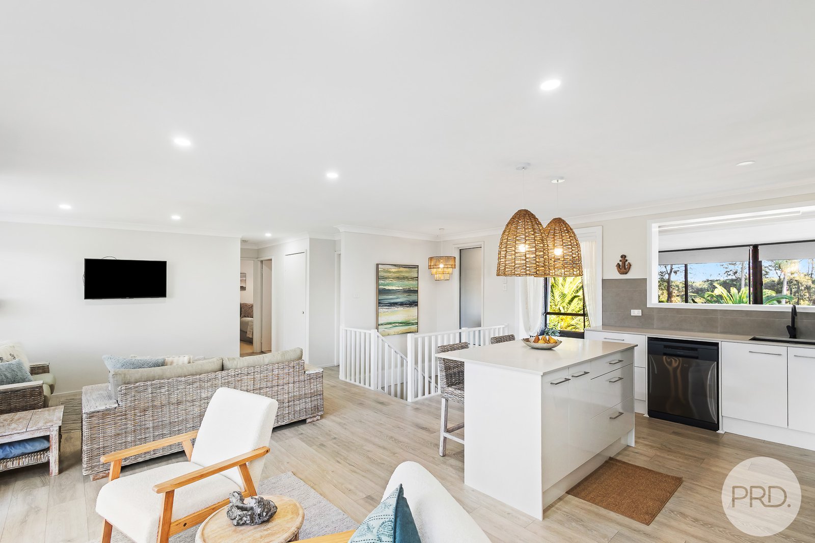 12 Caswell Crescent TANILBA BAY 10