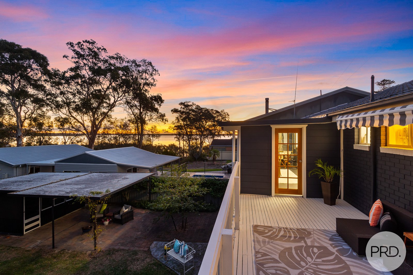 12 Caswell Crescent TANILBA BAY 20