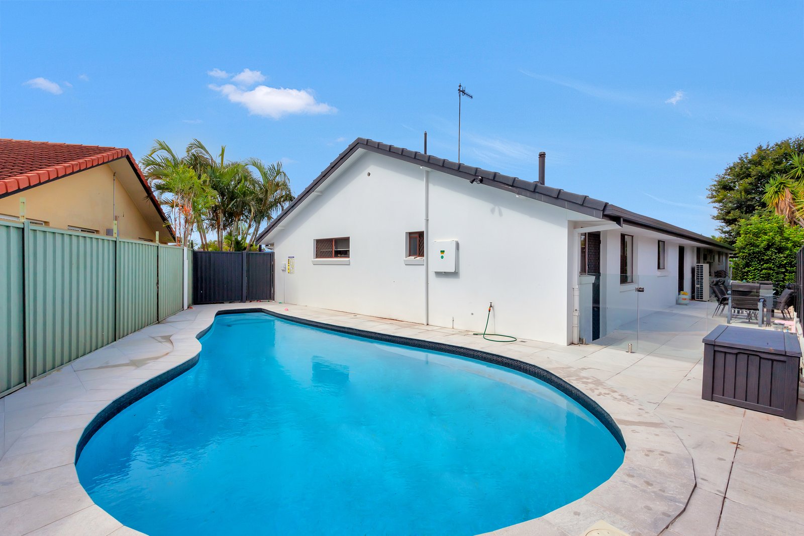 12 Cedar Court PALM BEACH 4