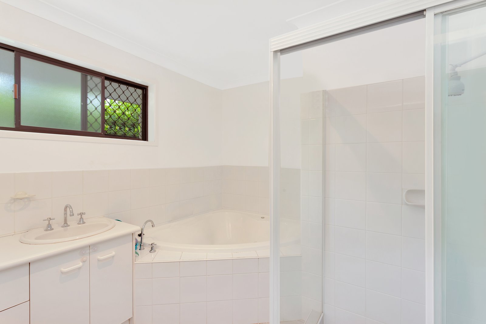 12 Cedar Court PALM BEACH 13