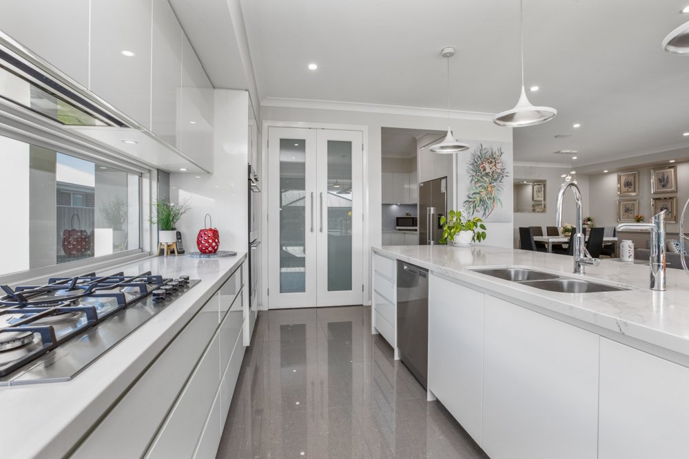 12 Centrefield Street RUTHERFORD 8