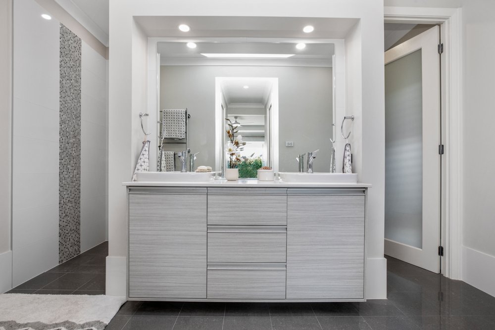 12 Centrefield Street RUTHERFORD 25