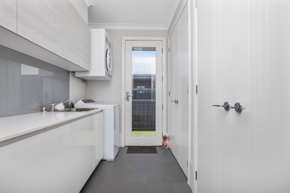 12 Centrefield Street RUTHERFORD 34