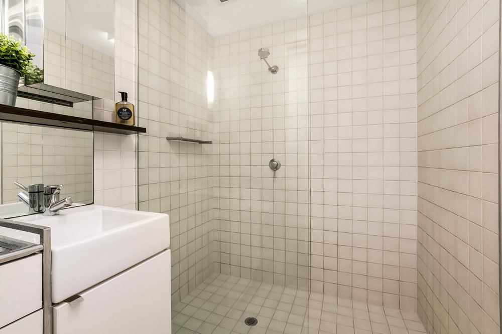 Gallery: 1/2 Chapel Mews