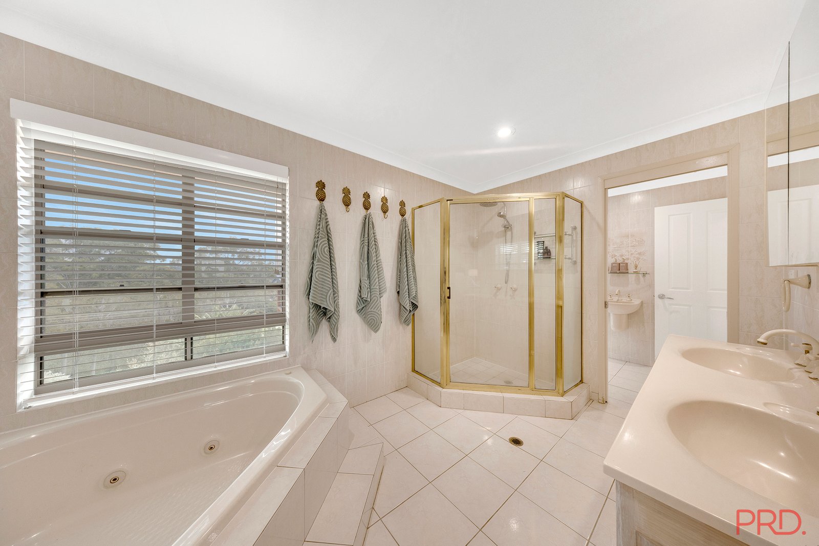 12 Charles Crescent TANNUM SANDS 19