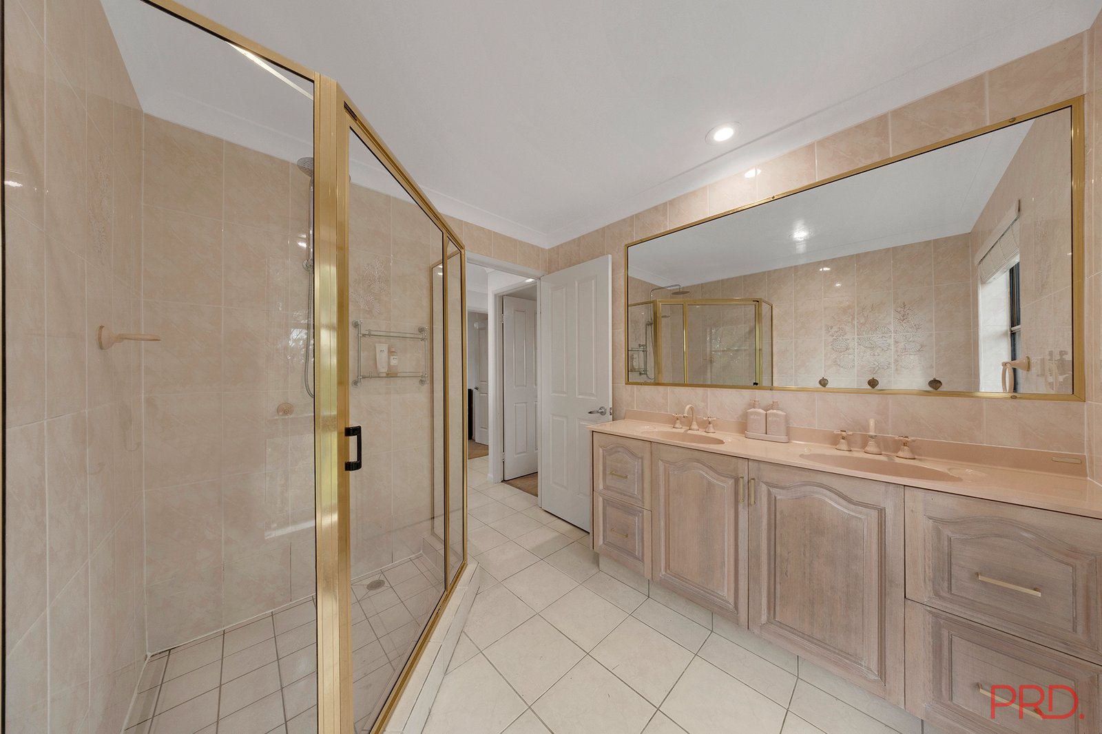 12 Charles Crescent TANNUM SANDS 24