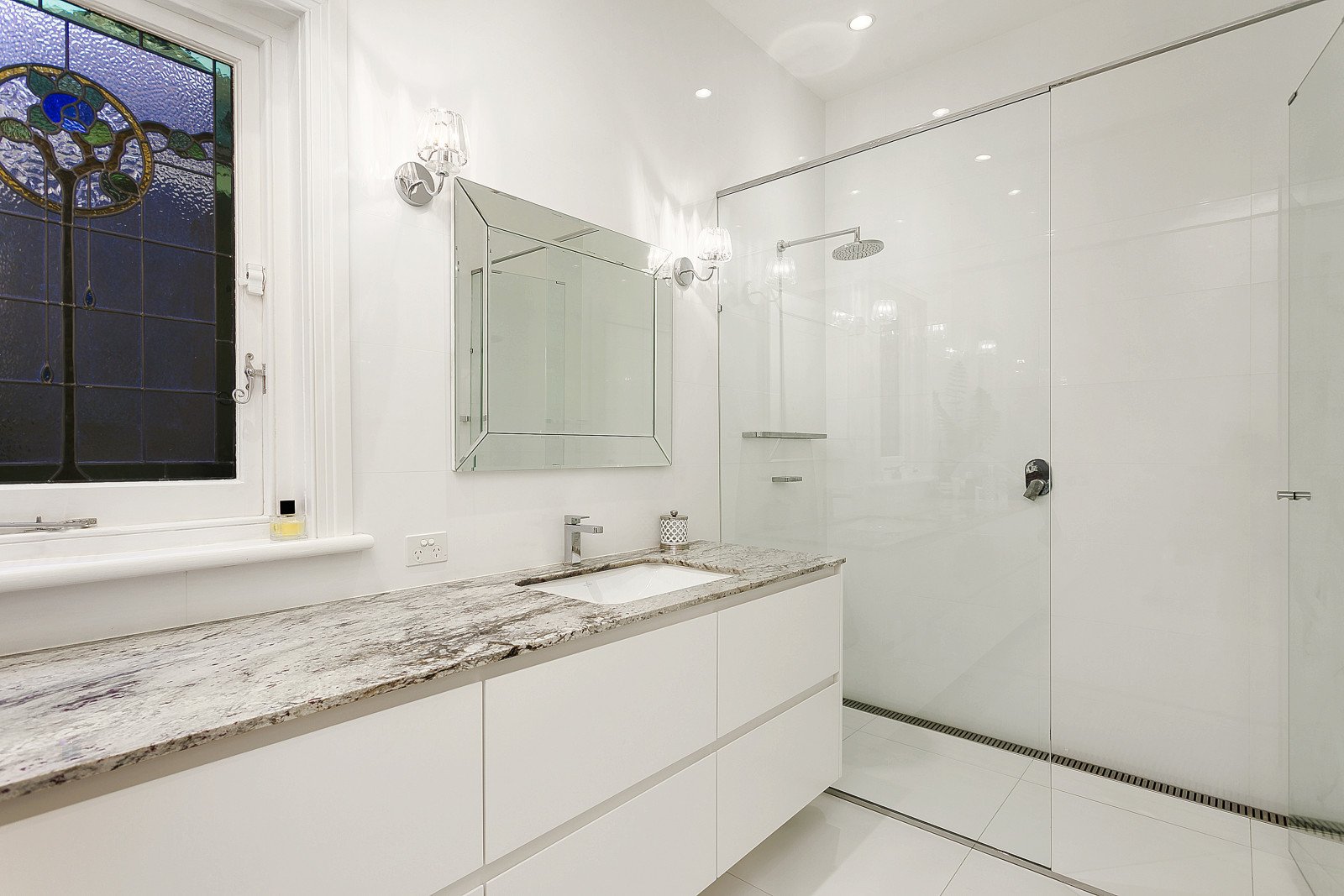 Real Estate and Property in 12 Chrystobel Crescent, Hawthorn, VIC