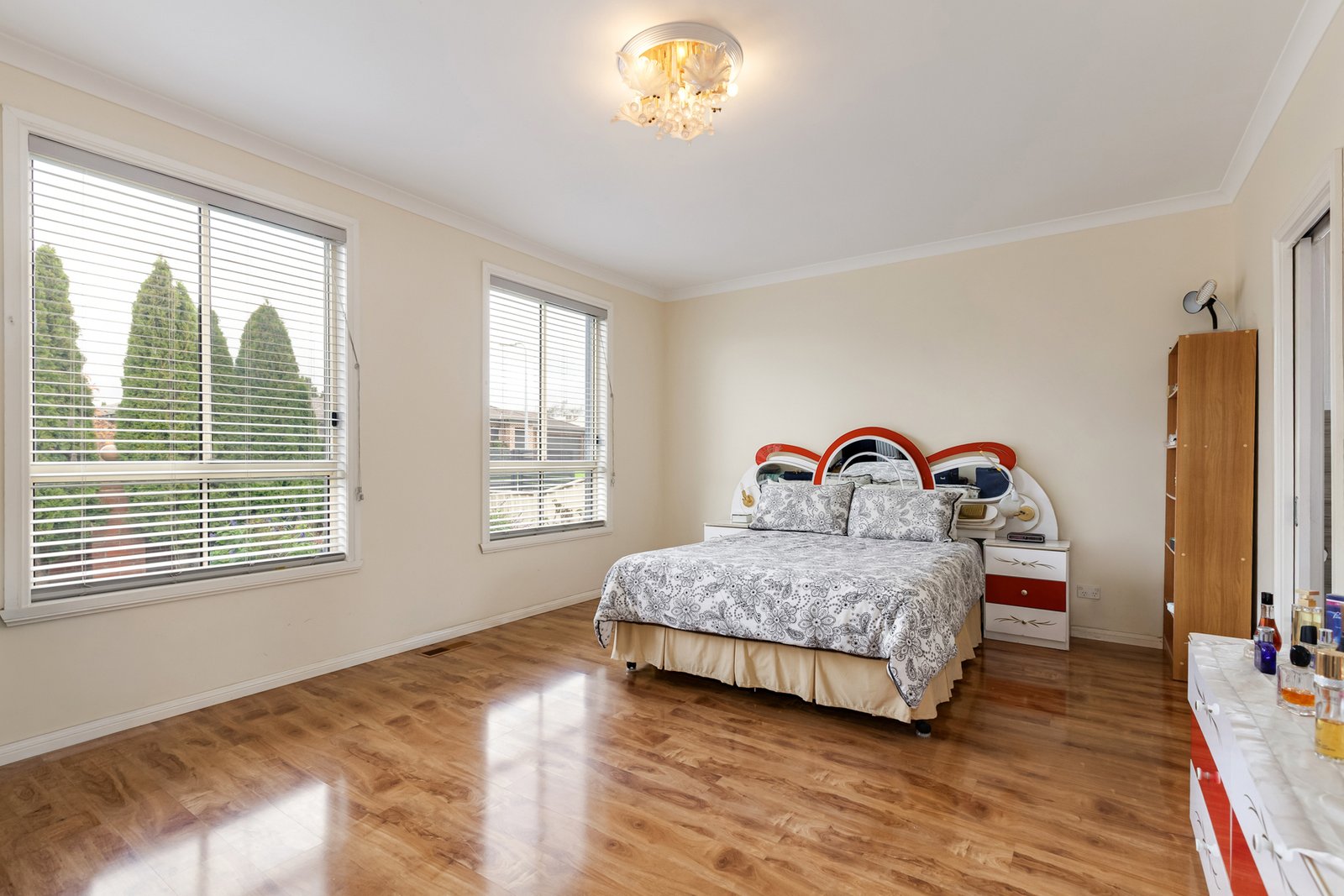 Gallery: 12 Chrystobel Way
