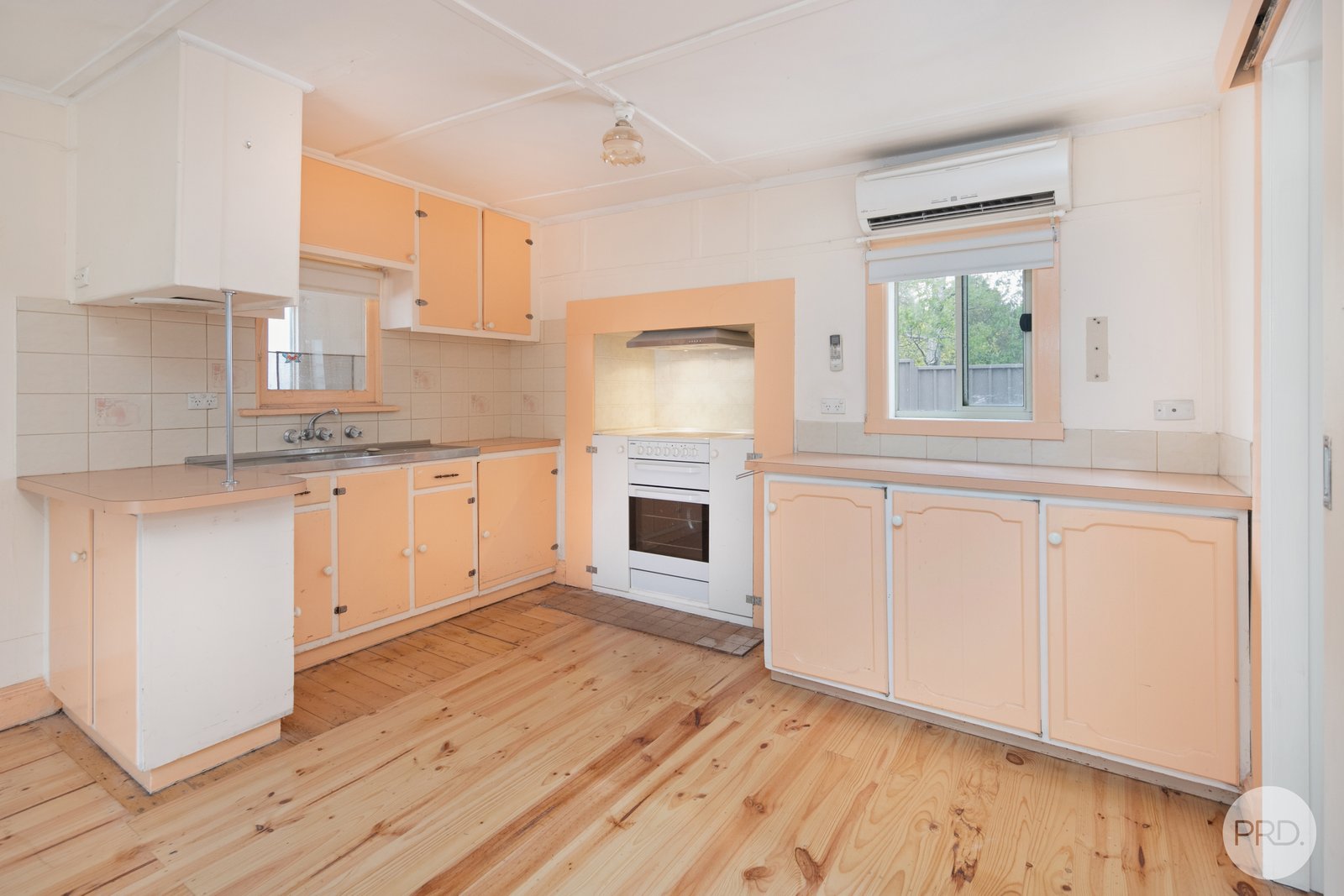 12 Church Parade KINGSTON 5