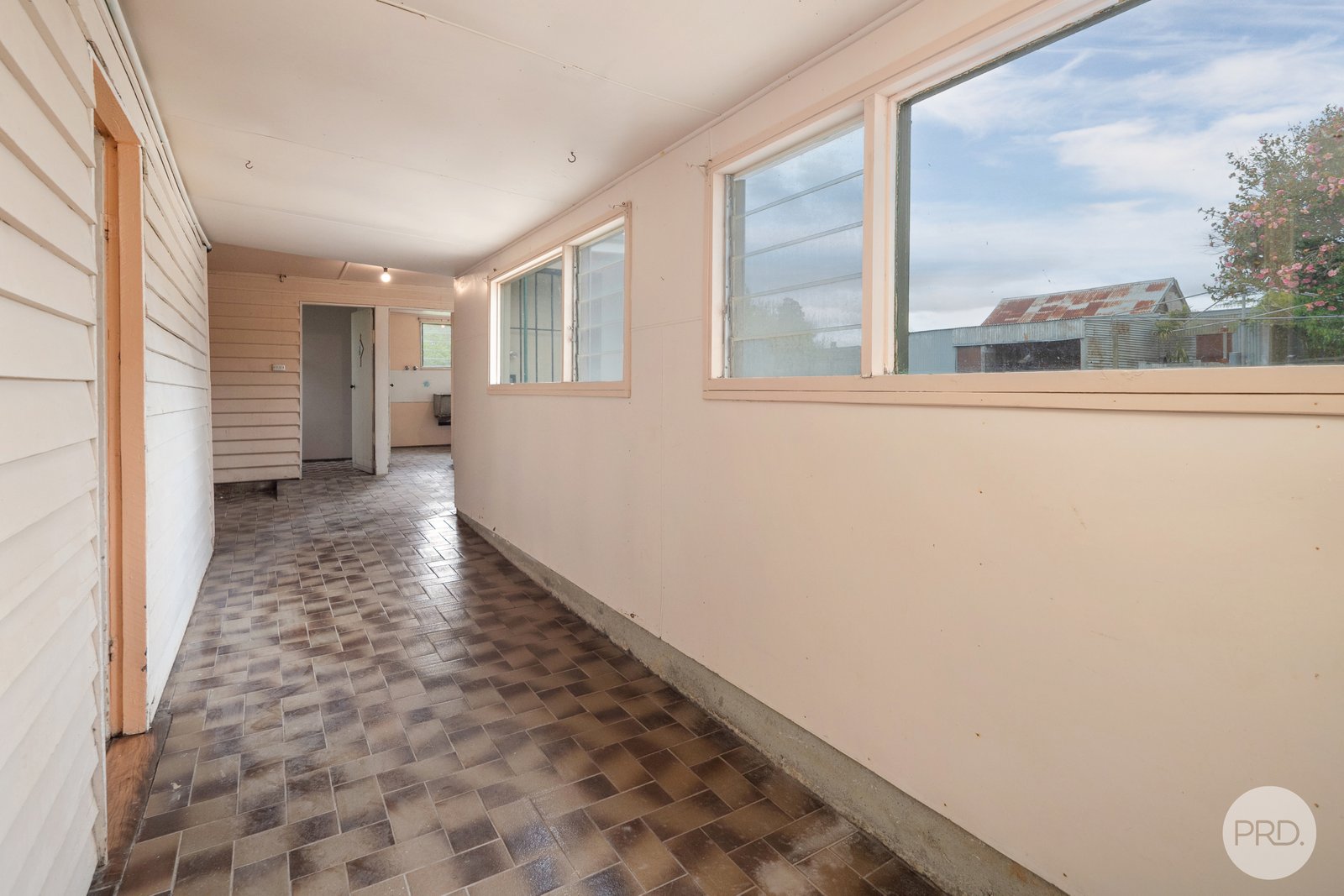 12 Church Parade KINGSTON 13