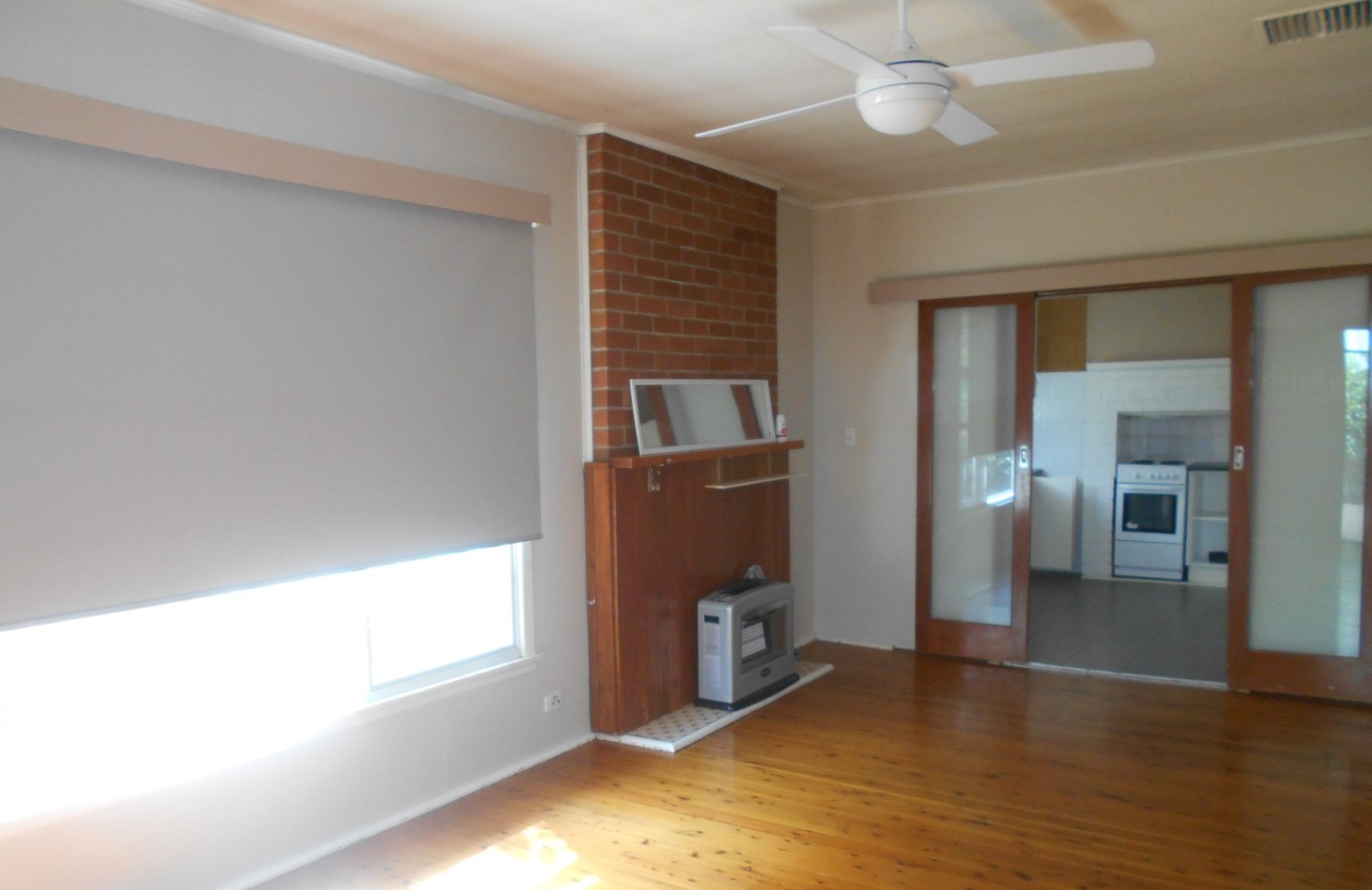 12 Clarence Street TUMUT 4