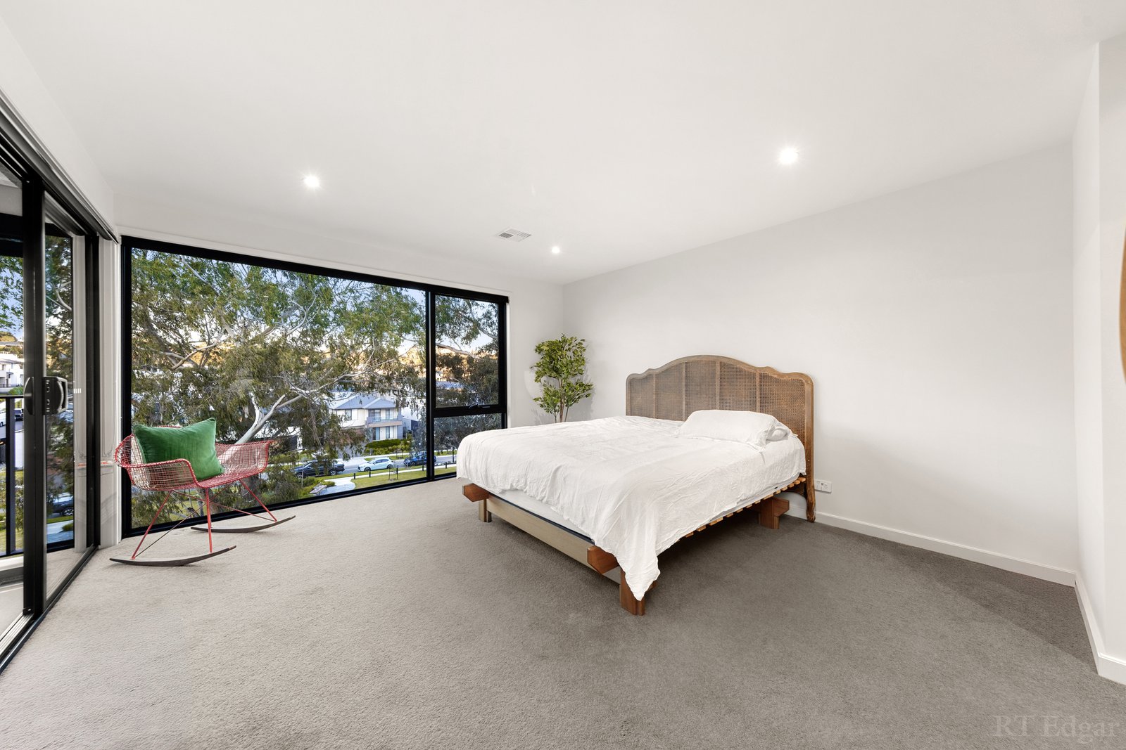 Real Estate and Property in 12 Claret Crescent, Doncaster, VIC