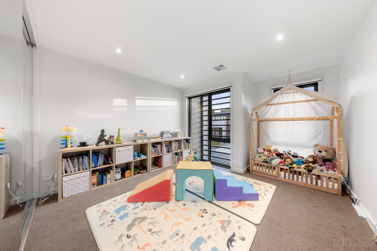 Real Estate and Property in 12 Claret Crescent, Doncaster, VIC