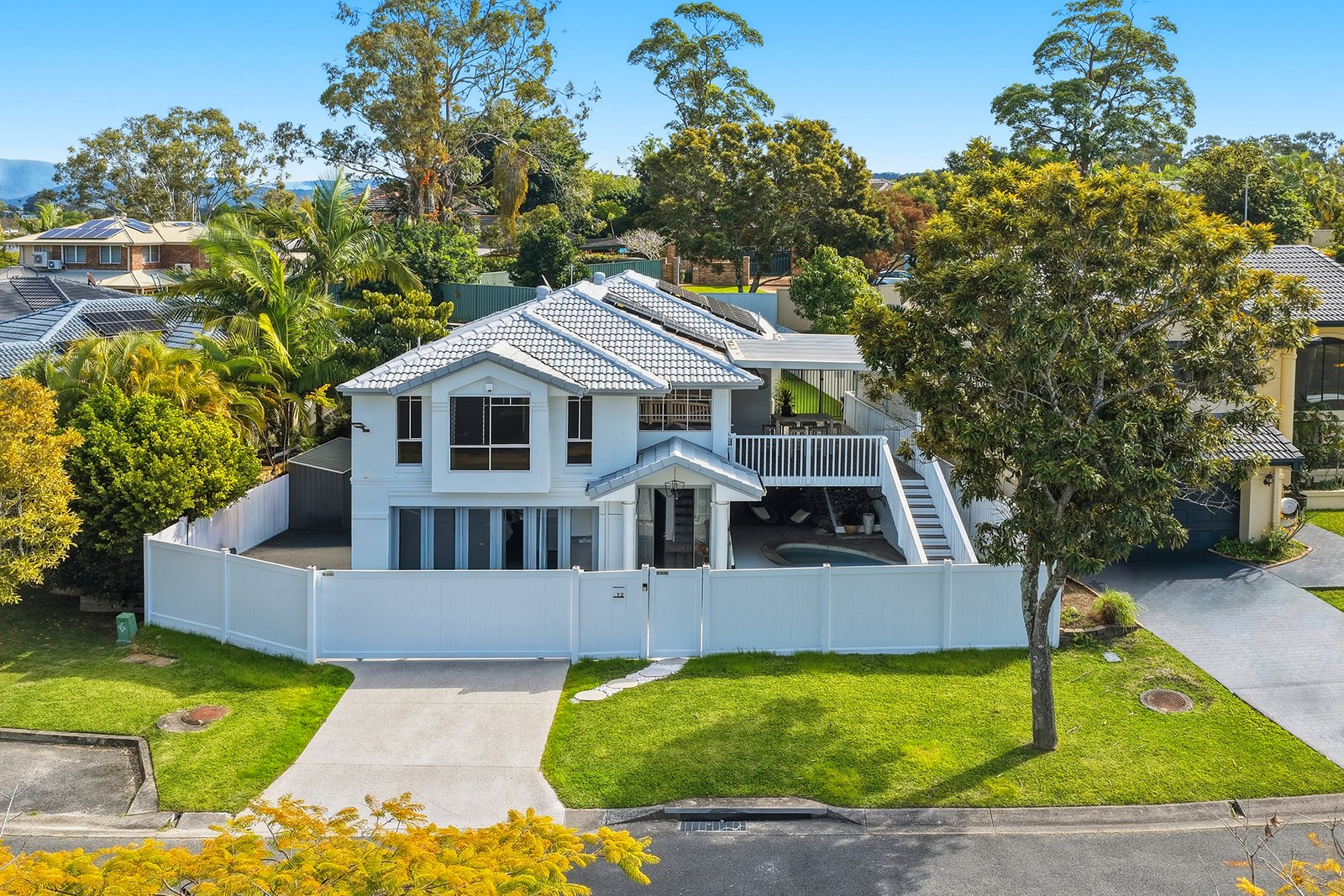 12 Clear River Boulevard ASHMORE 1
