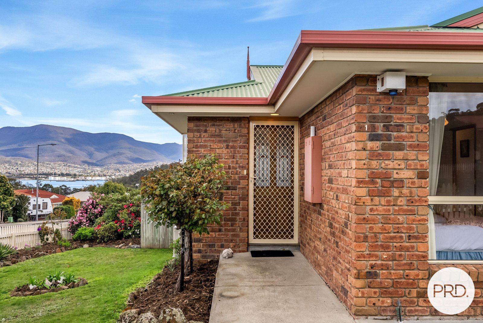 1/2 Clovelly Drive GEILSTON BAY 4