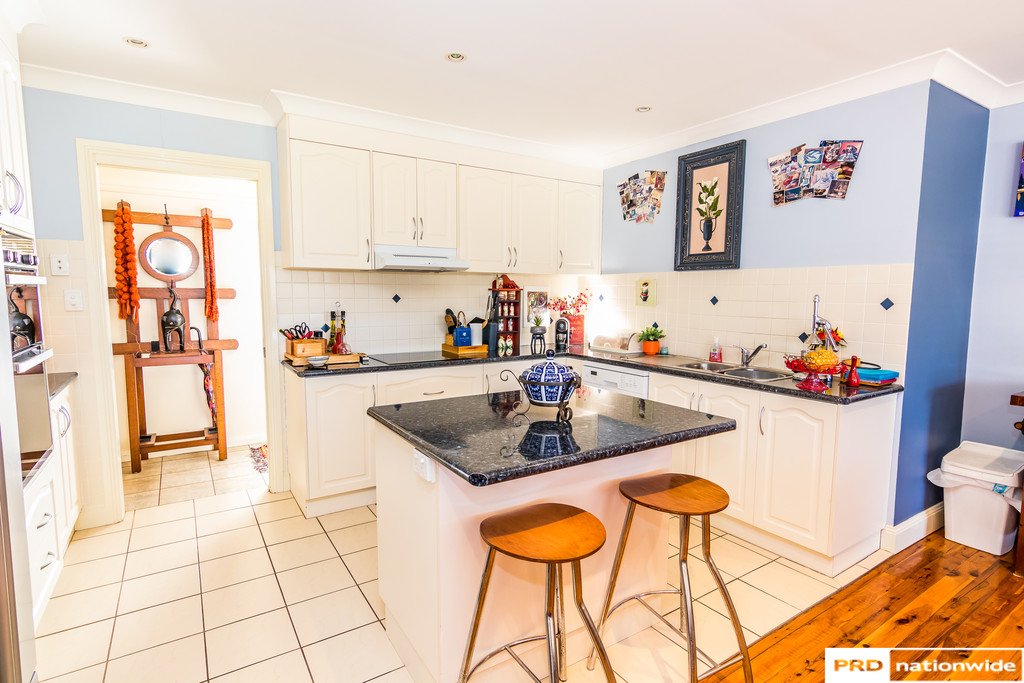 12 Cobley Avenue TAMWORTH 10