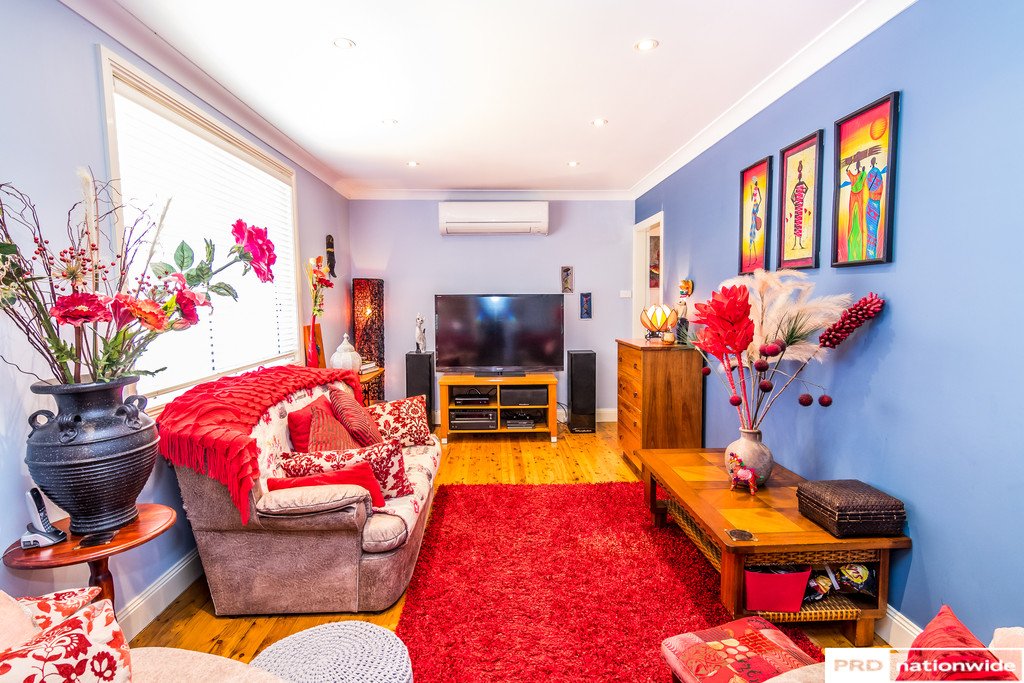 12 Cobley Avenue TAMWORTH 11