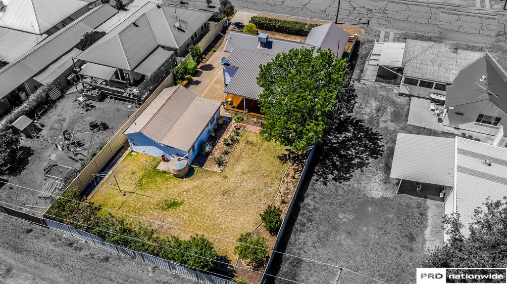 12 Cobley Avenue TAMWORTH 22