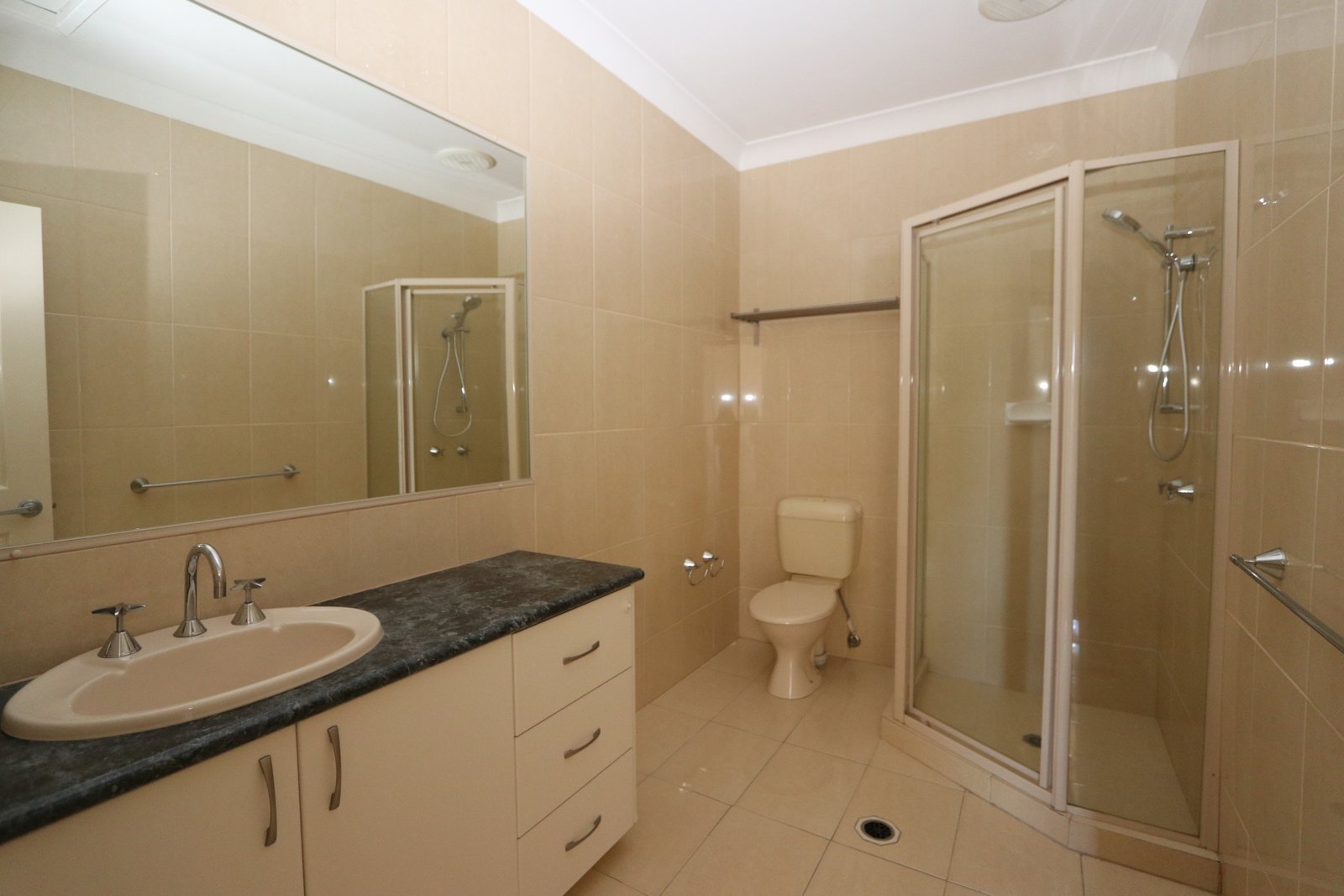 12 College Avenue SOUTHPORT 22