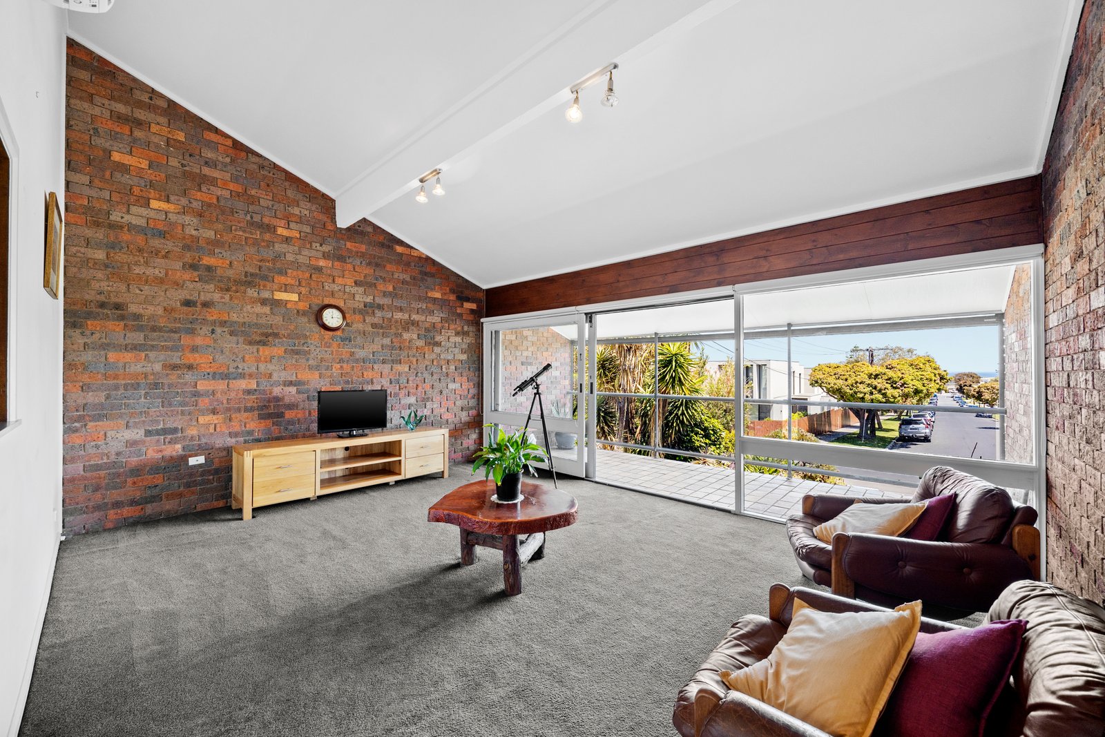 Gallery: 12 College Grove