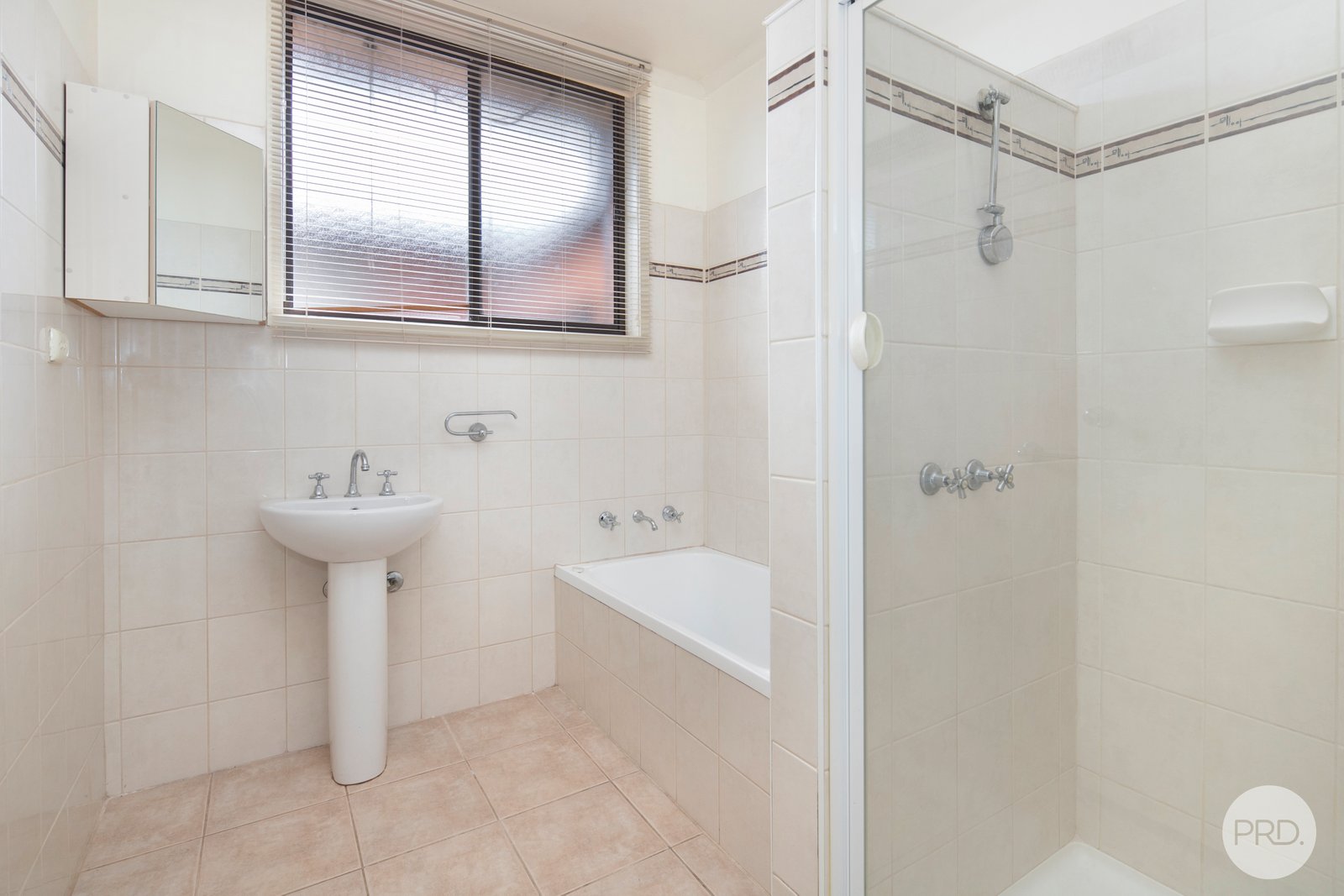 1/2 Conniston Street WENDOUREE 8