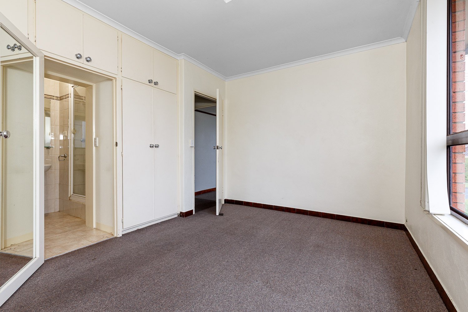 Gallery: 1/2 Conniston Street
