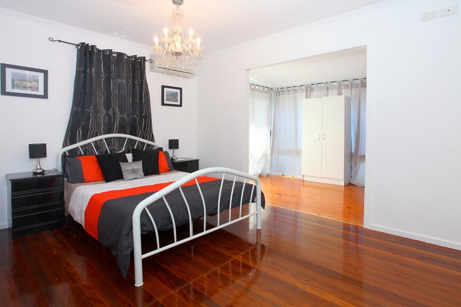 12 Coral Avenue LABRADOR 13