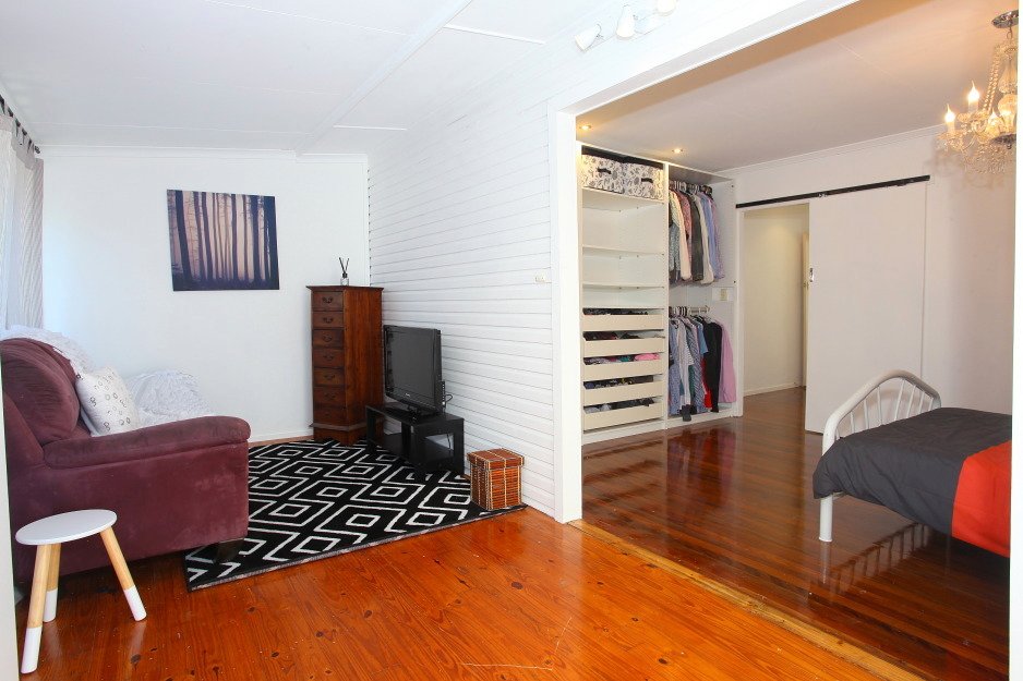 12 Coral Avenue LABRADOR 14