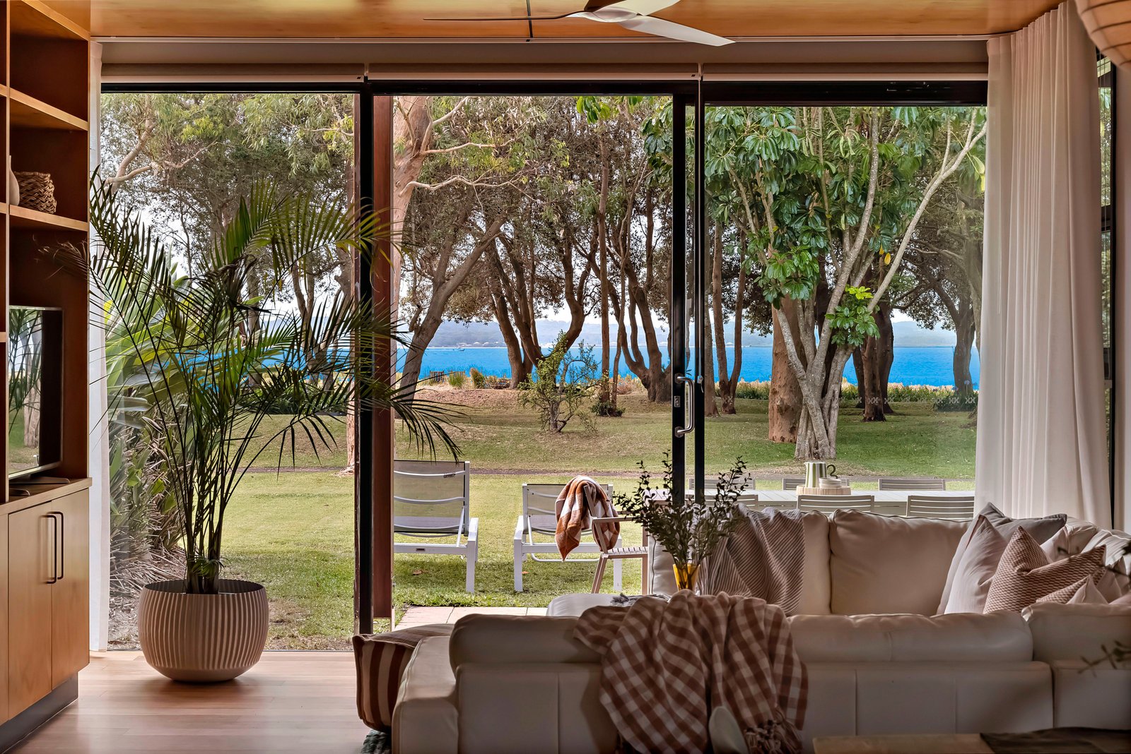 12 Corlette Point Road CORLETTE 4