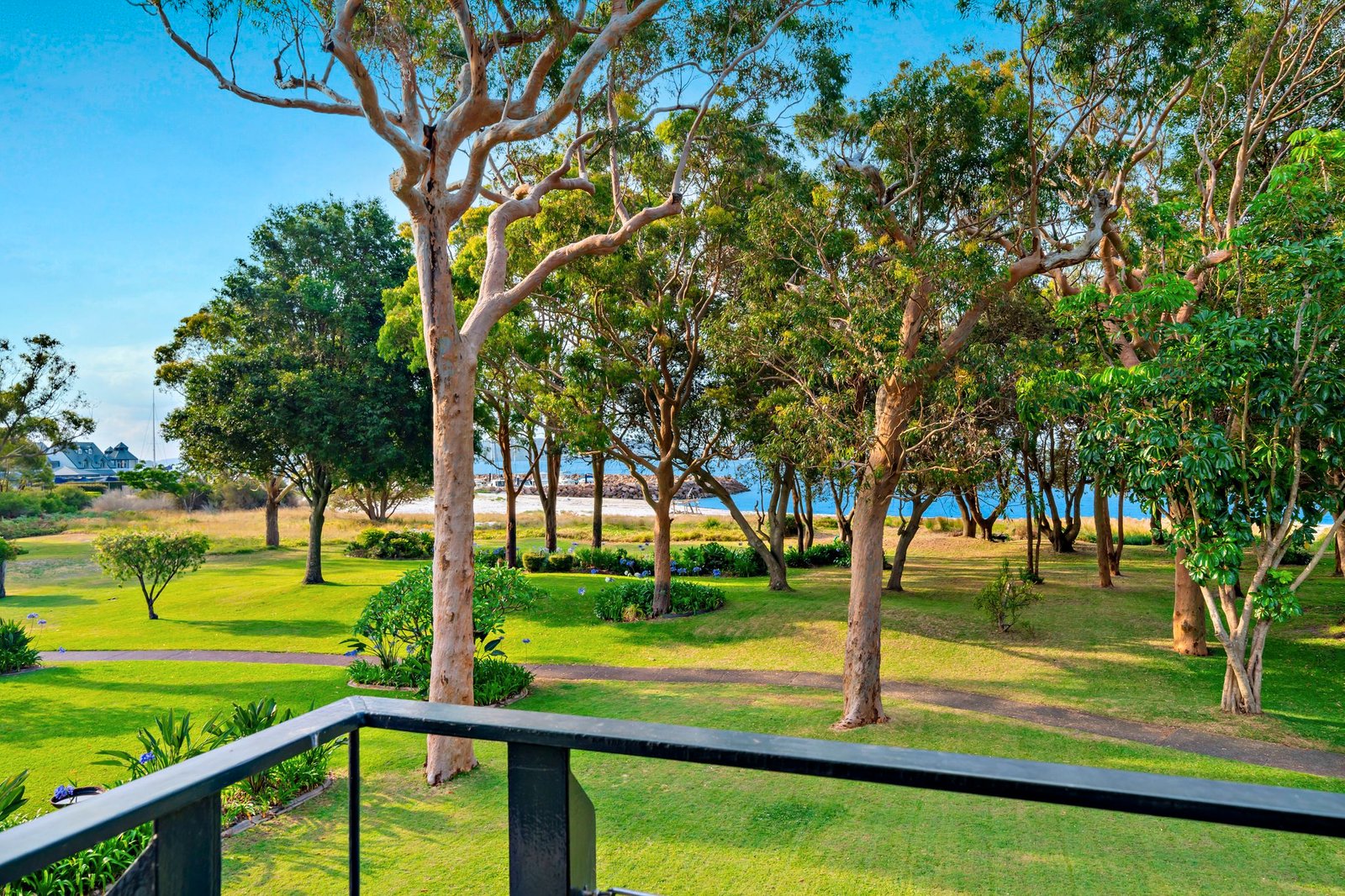 12 Corlette Point Road CORLETTE 17