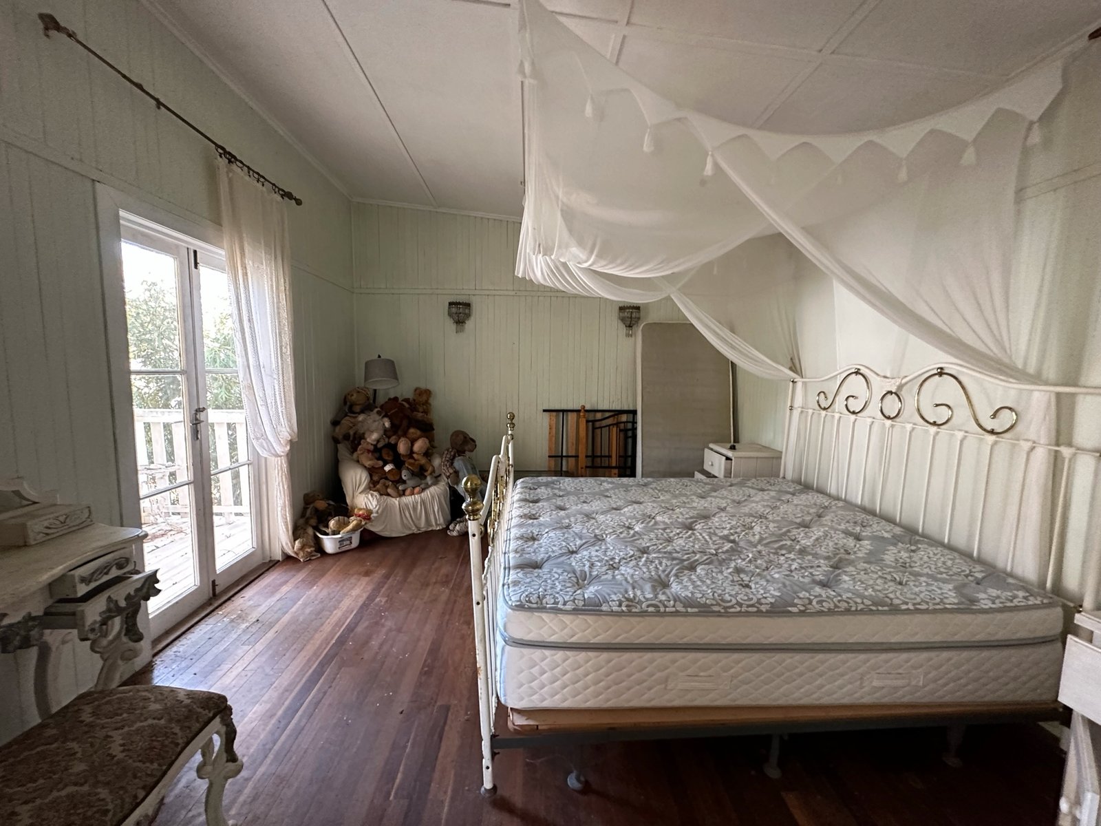 12 Creek Road TANNUM SANDS 6