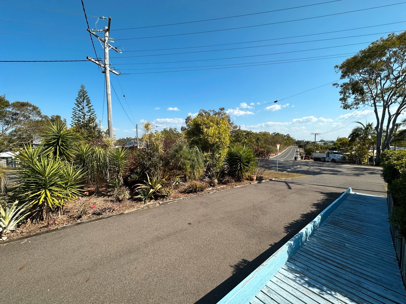 12 Creek Road TANNUM SANDS 32