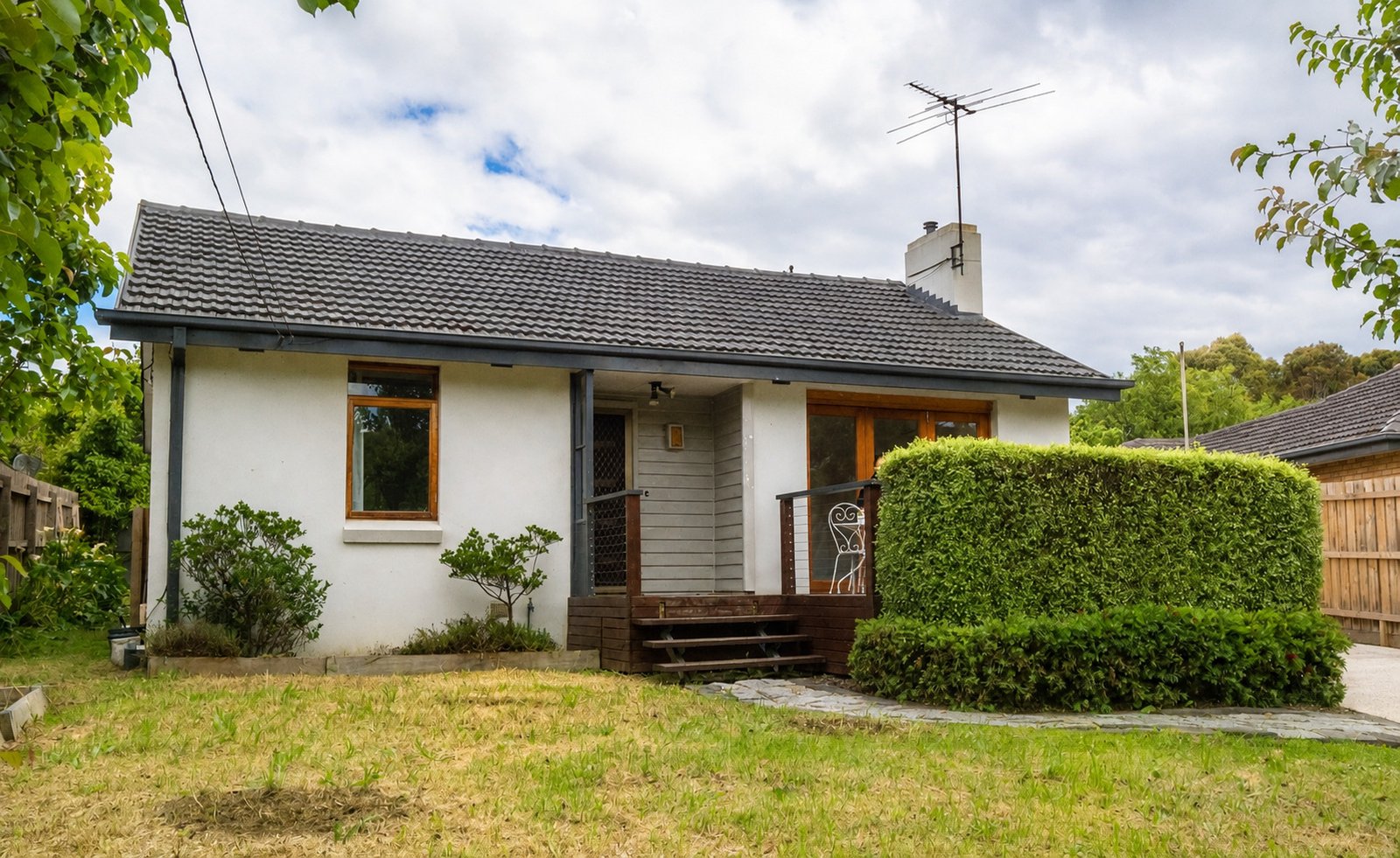Gallery: 1/2 Cudgee Court