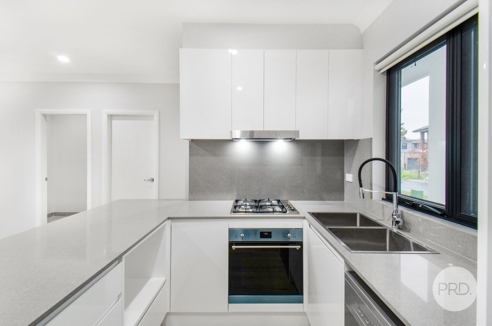 12 Cunningham Crescent BARDIA 4