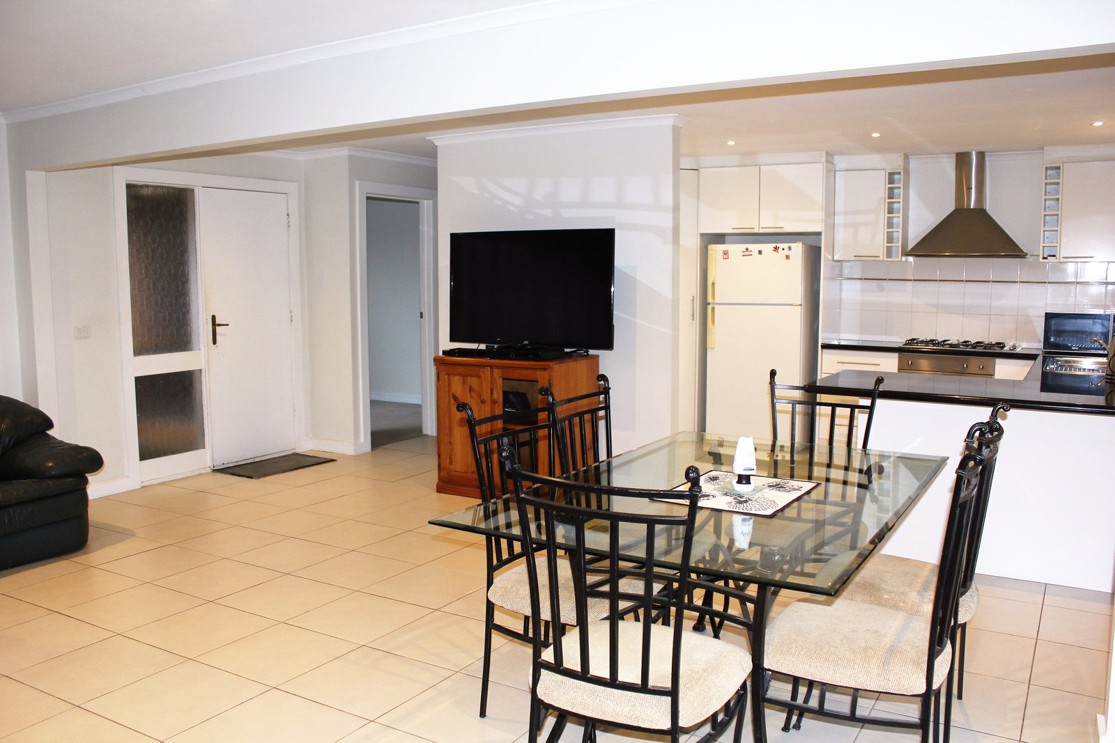 Gallery: 1/2 Cunningham Place