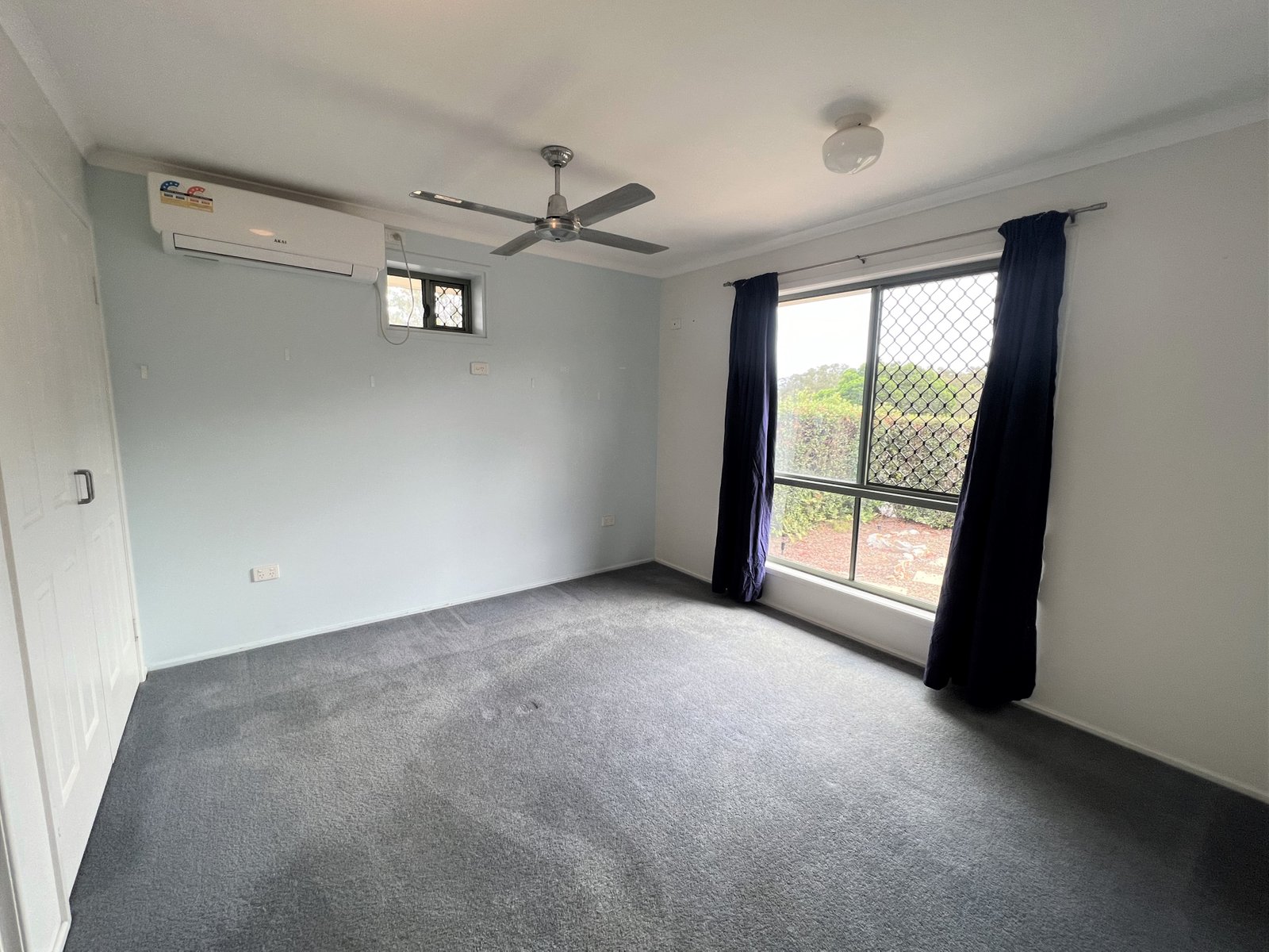 12 Curtis Avenue BOYNE ISLAND 7