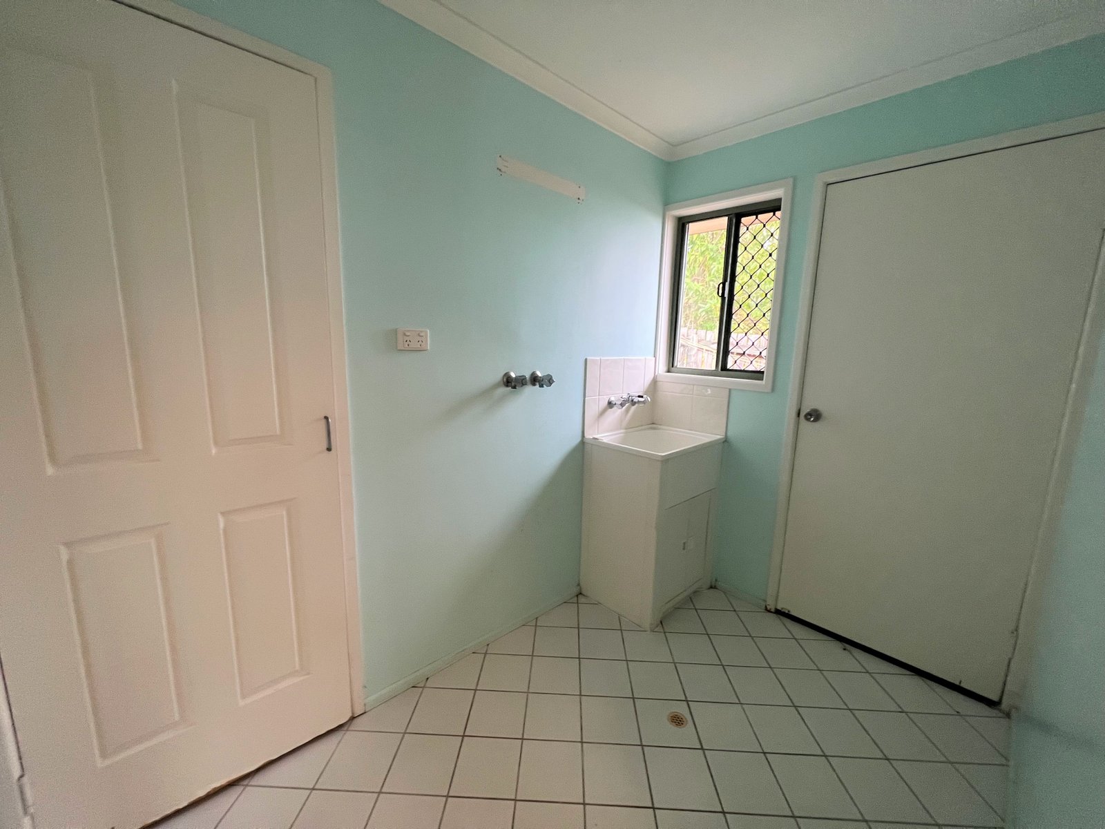 12 Curtis Avenue BOYNE ISLAND 11