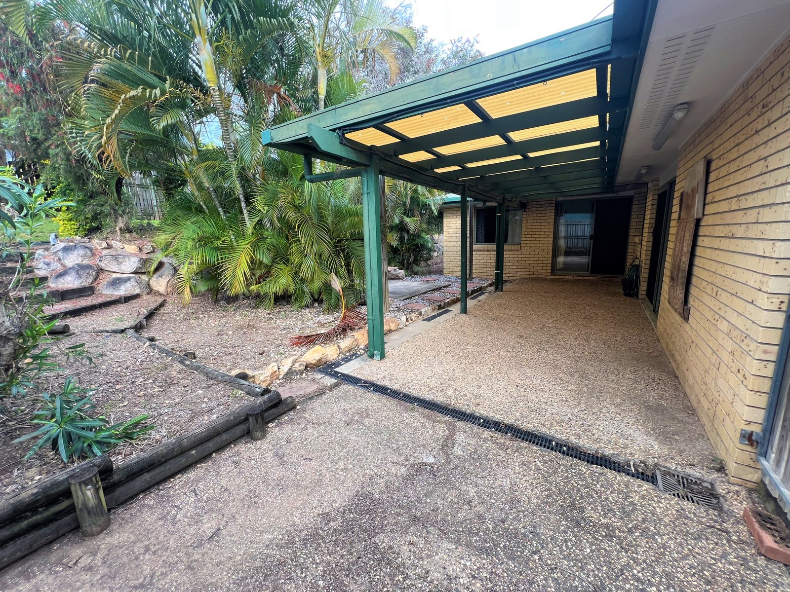 12 Curtis Avenue BOYNE ISLAND 13