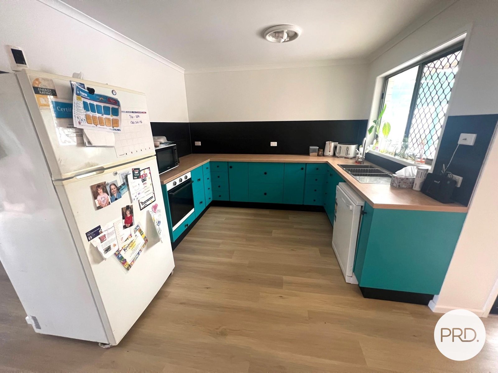 12 Curtis Avenue BOYNE ISLAND 3