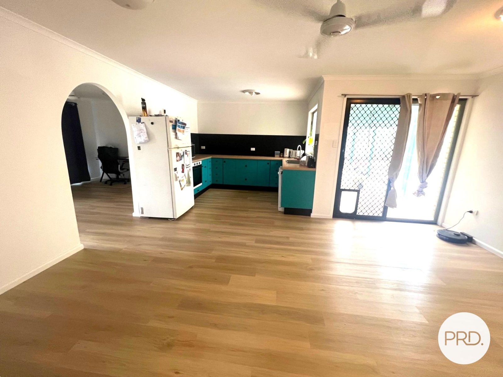 12 Curtis Avenue BOYNE ISLAND 9