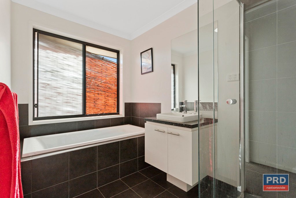 12 Daisy Street HUNTLY 11