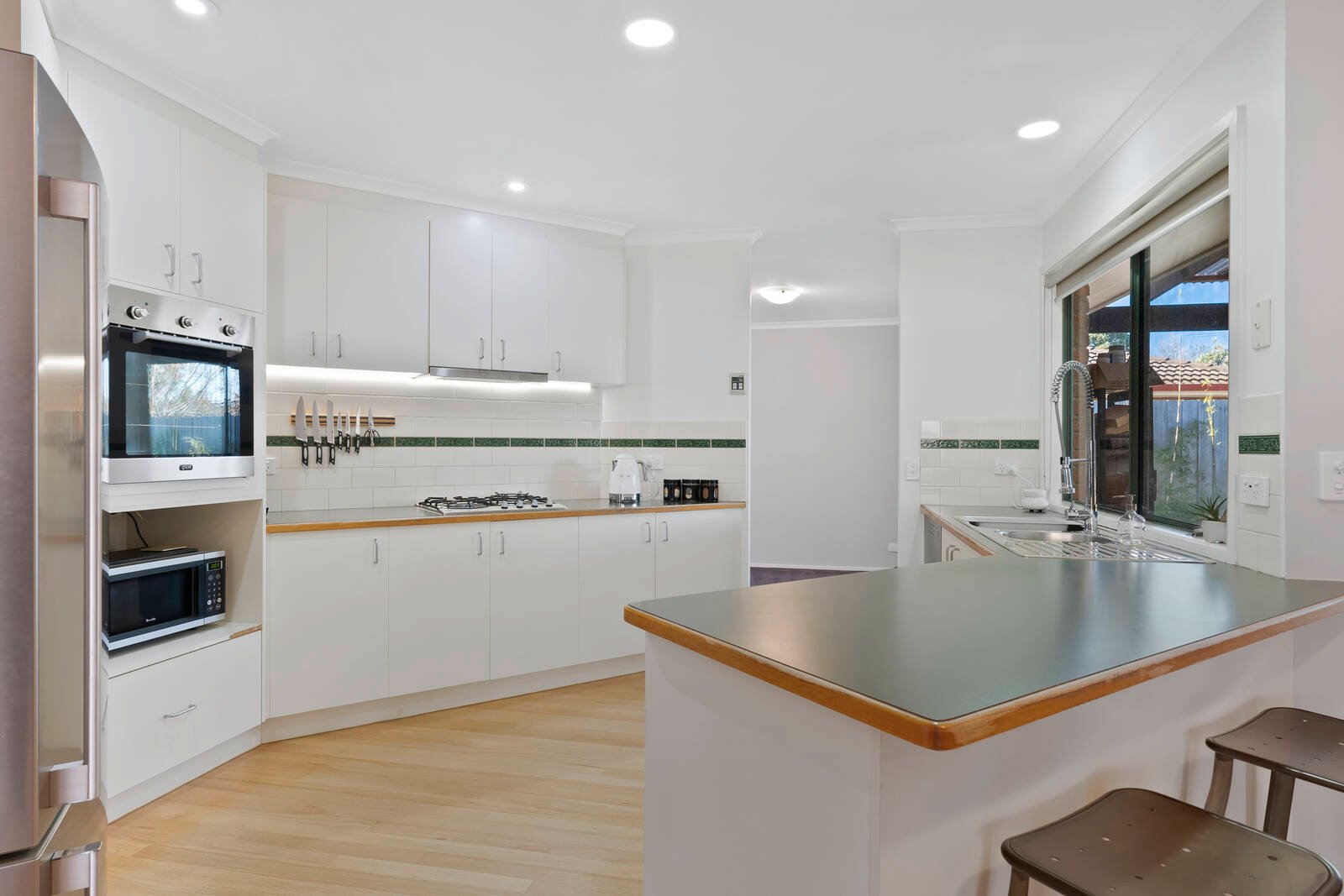 Real Estate and Property in 12 Dalray Crescent, New Gisborne, VIC