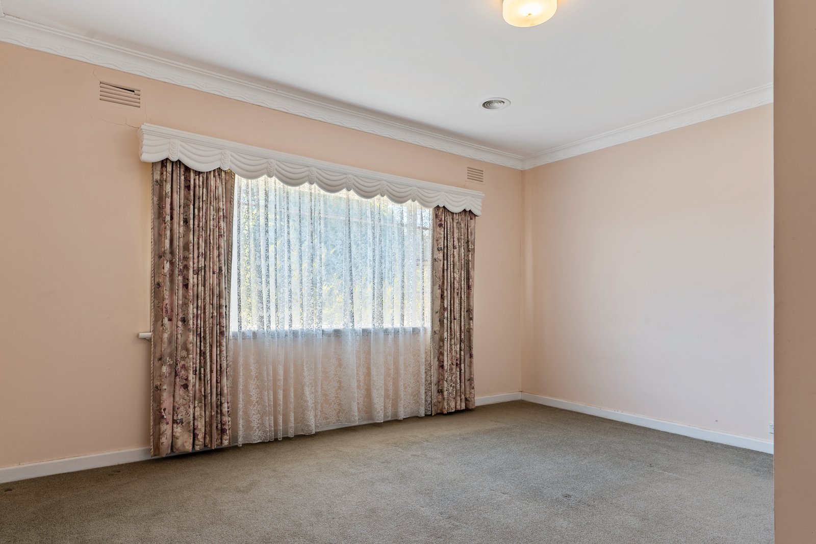 12 Daniel Street LONG GULLY 6