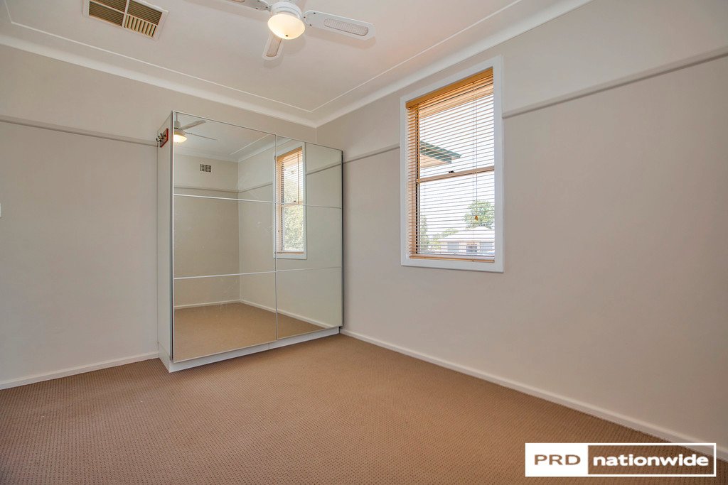 12 David Street TAMWORTH 6