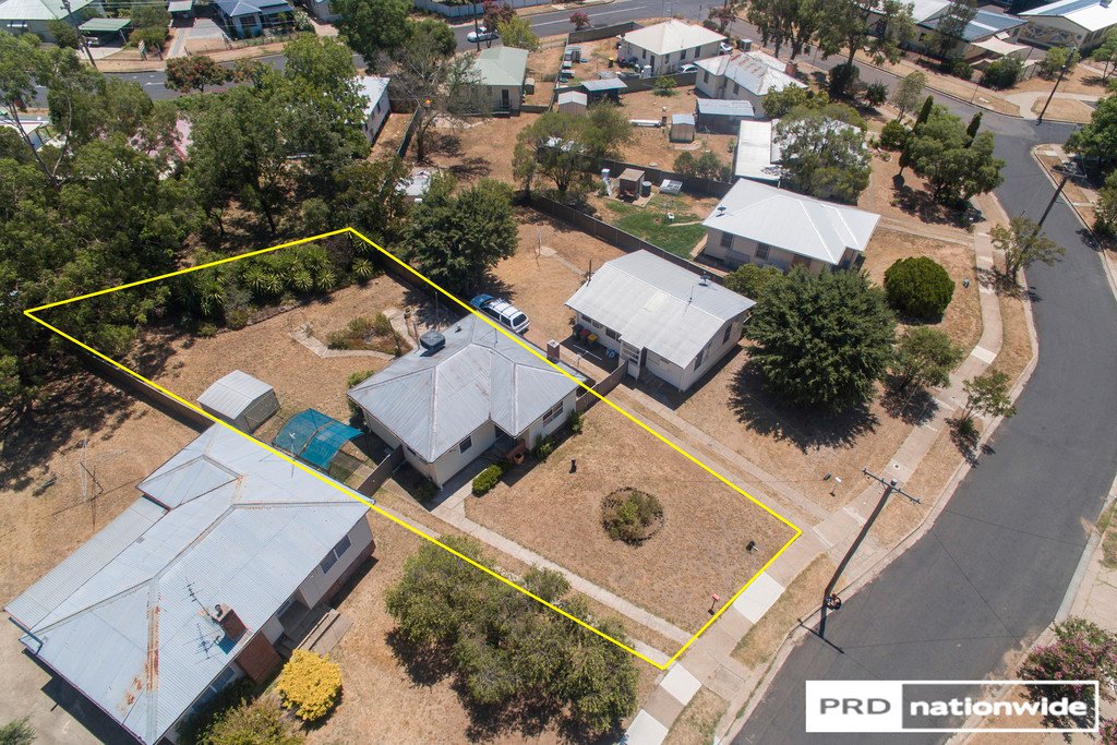 12 David Street TAMWORTH 13