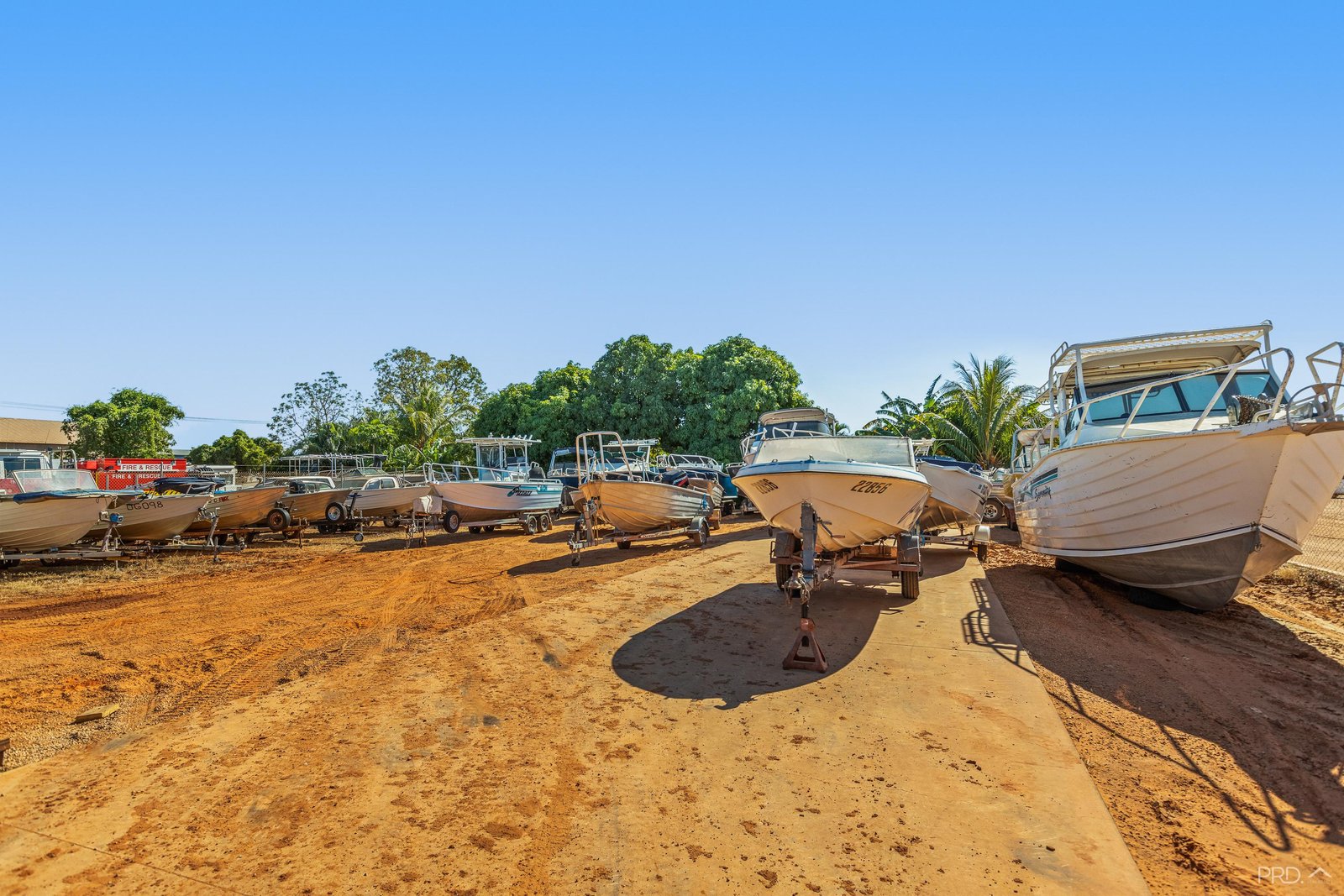 1/2 Decastilla Street MINYIRR 10