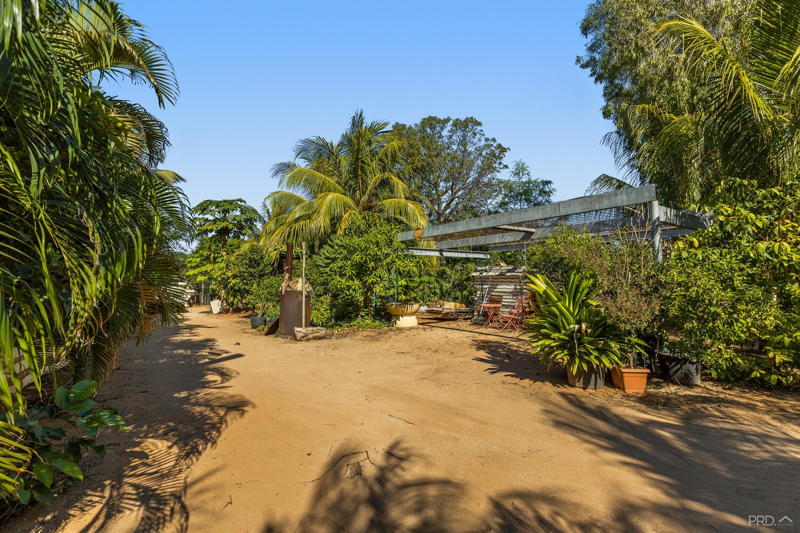 1/2 Decastilla Street MINYIRR 13