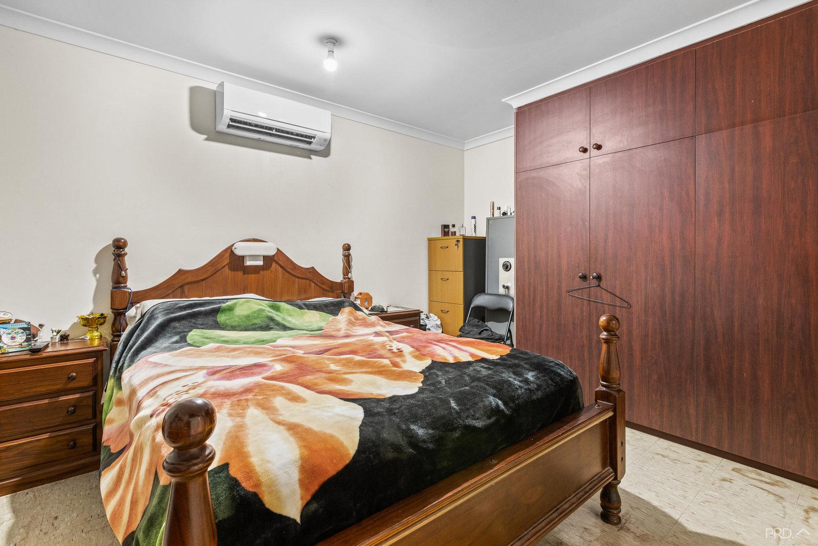 1/2 Decastilla Street MINYIRR 25