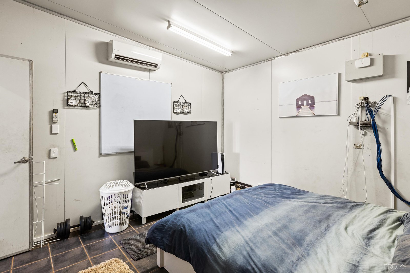 1/2 Decastilla Street MINYIRR 32