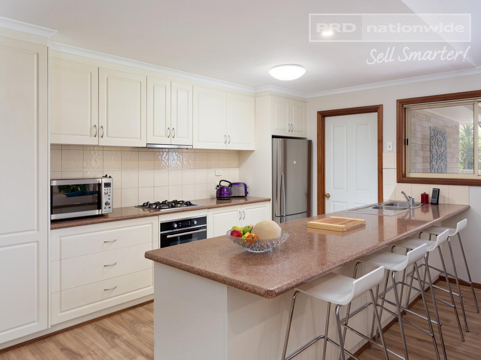 12 Delvin Place KOORINGAL 4